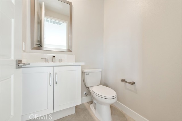 Detail Gallery Image 16 of 32 For 61 Einstein, Irvine,  CA 92618 - 4 Beds | 3/2 Baths