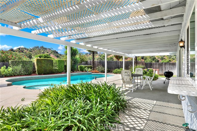Detail Gallery Image 30 of 40 For 1646 Calle Miradero, San Dimas,  CA 91773 - 4 Beds | 2 Baths