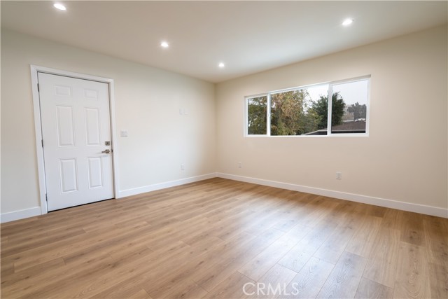 Detail Gallery Image 21 of 73 For 3362 Bellota, Los Angeles,  CA 90027 - 5 Beds | 5 Baths