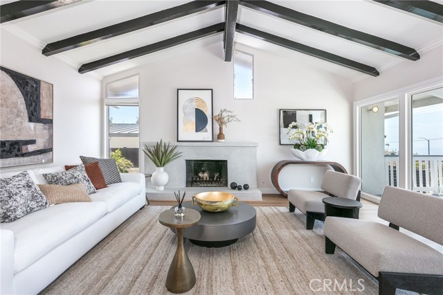 Detail Gallery Image 9 of 61 For 2145 Mcrae Dr, San Pedro,  CA 90732 - 3 Beds | 3/1 Baths