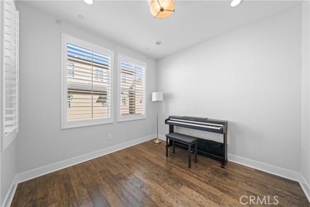 9 Compass Court, Aliso Viejo CA: https://media.crmls.org/medias/169397e7-deec-4b87-9935-5b7ad74bcecb.jpg