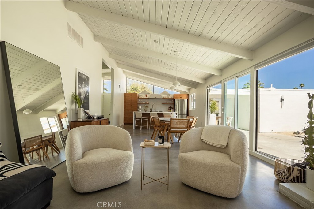 MLS #OC25263415 image #4