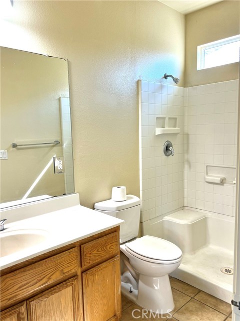 1343 Riverside Court, Merced CA: https://media.crmls.org/medias/1693e56c-4441-45fb-890f-17f0fb6514e2.jpg