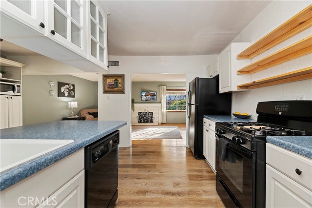 Detail Gallery Image 12 of 29 For 8556 Colorado Ave, Riverside,  CA 92504 - 3 Beds | 2 Baths