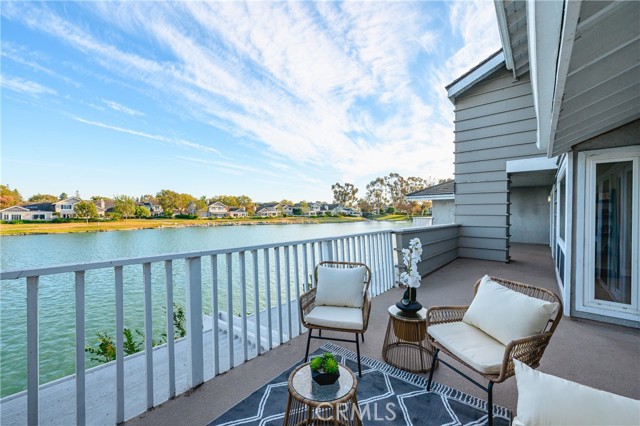 25 LakeView Unit: 60