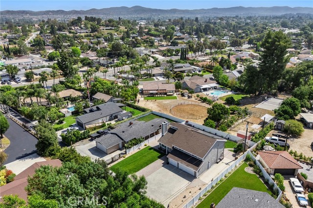 Image 36 of 43 For 17776 Buena Vista Avenue