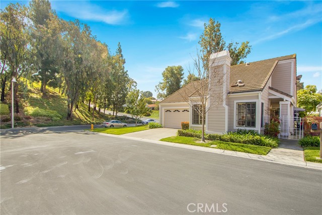 Detail Gallery Image 1 of 34 For 28145 Manchuca, Mission Viejo,  CA 92692 - 2 Beds | 2 Baths