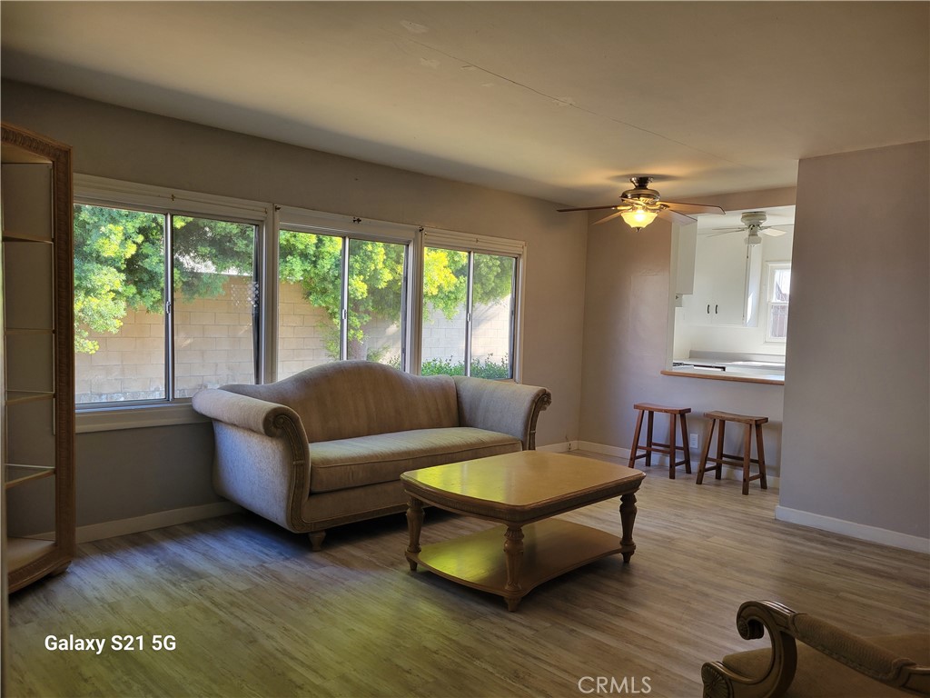 1/2 Glencoe Drive