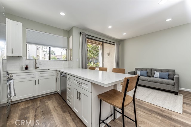 10560 Lakeside N Drive, Garden Grove CA: https://media.crmls.org/medias/1696a3cd-1145-4ae4-b1d7-c690a6054a20.jpg