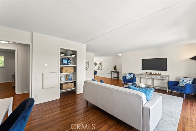 3205 Merrill, Torrance CA: https://media.crmls.org/medias/1696f248-f887-497a-ad63-01d62ef35b09.jpg