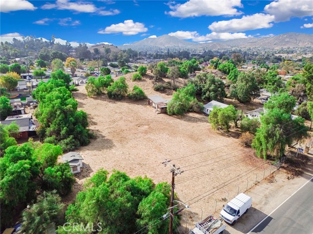 Detail Gallery Image 21 of 26 For 10560 Robinson Ave, Riverside,  CA 92505 - 2 Beds | 1 Baths