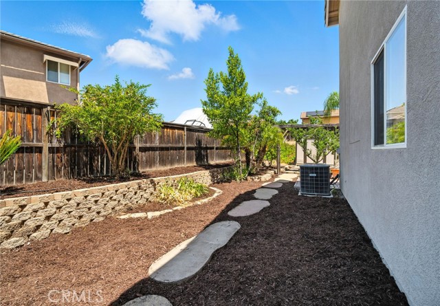 39312 Via Belleza, Murrieta CA: https://media.crmls.org/medias/16976f40-935a-4965-a3b2-1b96ee6d901f.jpg