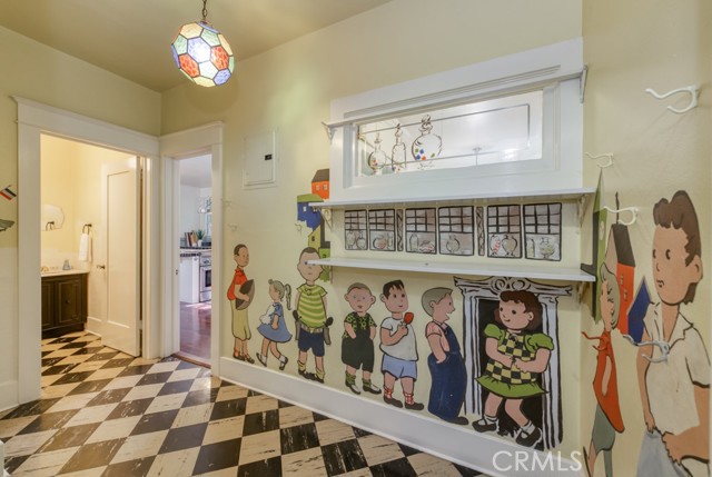 Detail Gallery Image 24 of 66 For 605 E Home Ave, Fresno,  CA 93728 - 5 Beds | 4/1 Baths