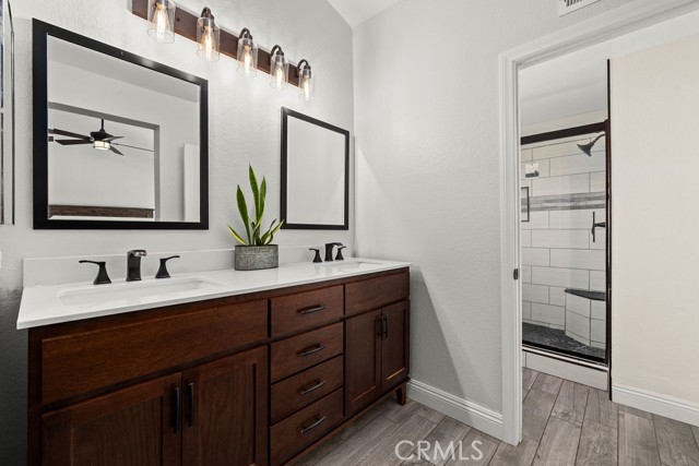 Image 25 of 55 For 11533 Chadwick