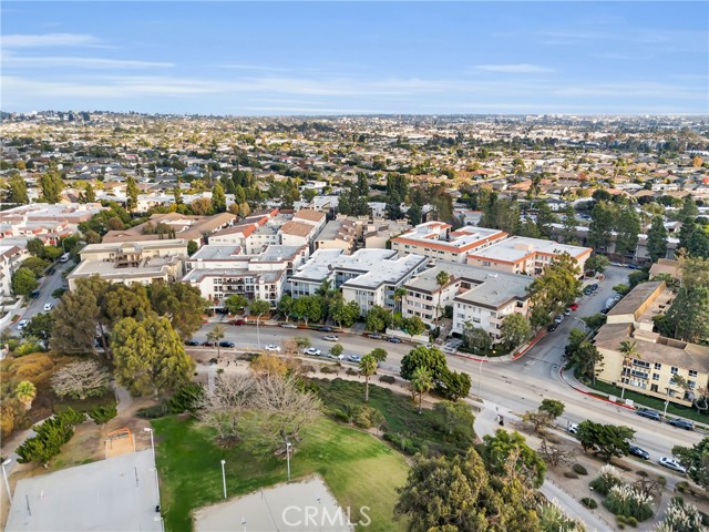 Detail Gallery Image 31 of 33 For 6150 Buckingham Pkwy #202,  Culver City,  CA 90230 - 2 Beds | 2 Baths