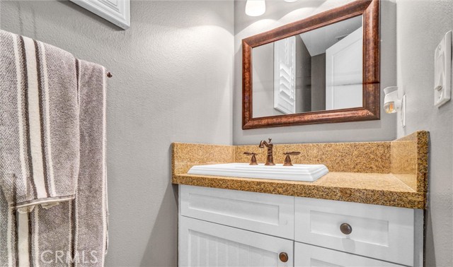 206 E Balboa Boulevard, Newport Beach, California 92661, 3 Bedrooms Bedrooms, ,3 BathroomsBathrooms,Residential Lease,For Rent,206 E Balboa Boulevard,CRIV25010739