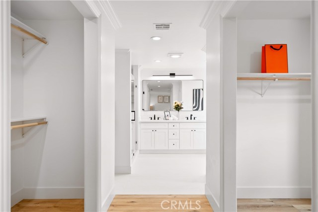 14 Eagle point, Irvine CA: https://media.crmls.org/medias/16994197-2308-4acd-ab07-cef711ffd914.jpg