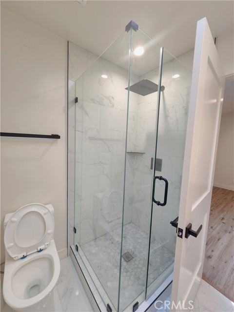 Detail Gallery Image 24 of 28 For 120 S Francisca Ave #16,  Redondo Beach,  CA 90277 - 2 Beds | 2/1 Baths