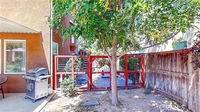 4350 Ferreira Ranch Drive, Turlock CA: https://media.crmls.org/medias/1699e056-051a-4f3e-92d0-43aa459ae2a7.jpg