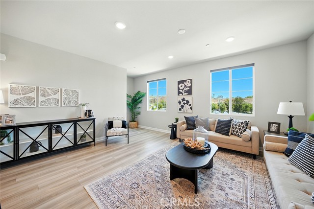 1425 W Sunrise Lane, San Pedro CA: https://media.crmls.org/medias/169b9d0b-42a7-4ec6-9107-1fbaa78c57dd.jpg