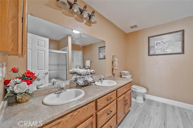 Detail Gallery Image 9 of 32 For 1015 E Thurman Ave, Porterville,  CA 93257 - 3 Beds | 2/1 Baths