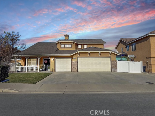 Detail Gallery Image 2 of 37 For 27185 Calendula, Corona,  CA 92883 - 4 Beds | 3 Baths