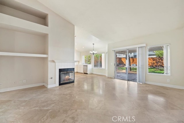 Detail Gallery Image 19 of 54 For 10049 Cartagena, Moreno Valley,  CA 92557 - 4 Beds | 2 Baths