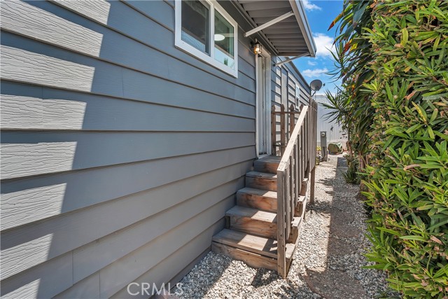 1850 W ORANGETHORPE AVE, Fullerton CA: https://media.crmls.org/medias/169cbde9-6543-4f9b-bce8-13bd090d16ad.jpg