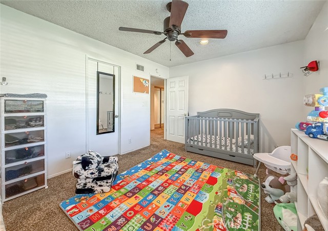 2191 Hilldale Avenue, Simi Valley CA: https://media.crmls.org/medias/169d3bf5-9224-4134-916a-2cbd2769c7a1.jpg