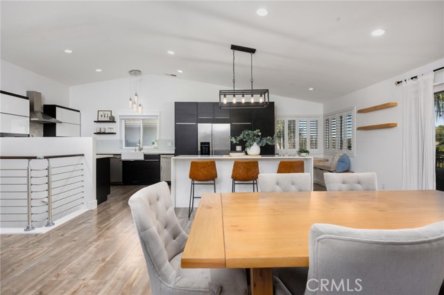 Detail Gallery Image 14 of 65 For 30520 Cinnamon Teal, Canyon Lake,  CA 92587 - 3 Beds | 3 Baths