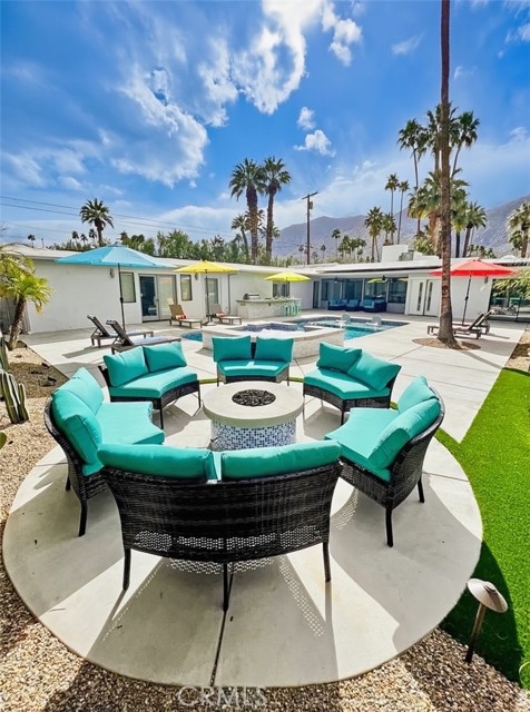 Detail Gallery Image 21 of 24 For 1523 E San Lorenzo, Palm Springs,  CA 92264 - 5 Beds | 5 Baths