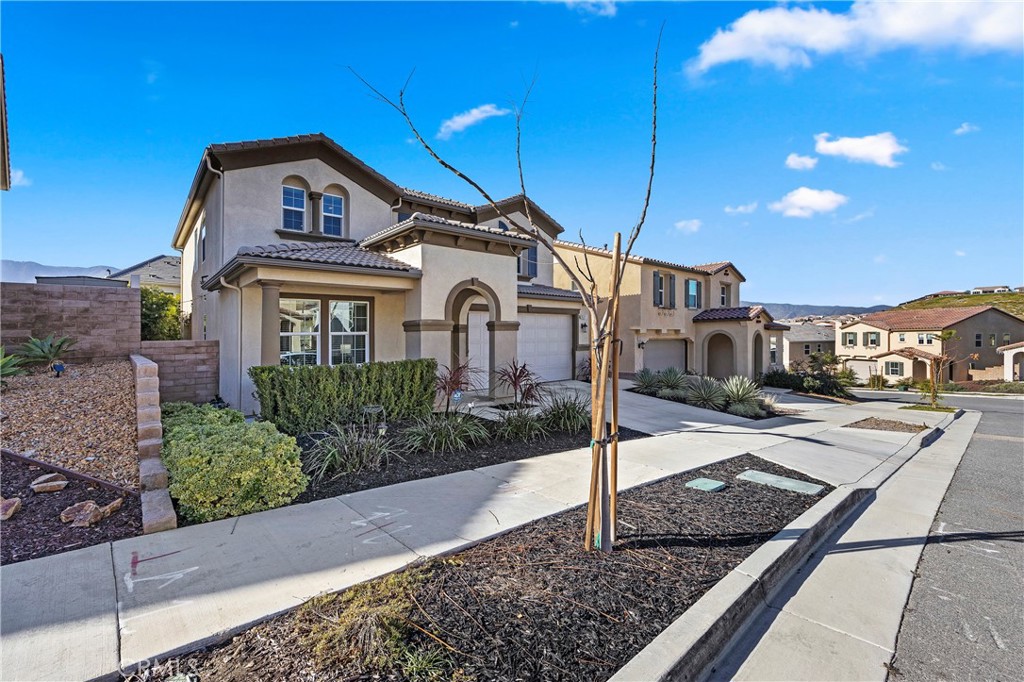24572 Acadia Drive, Corona, CA 92883