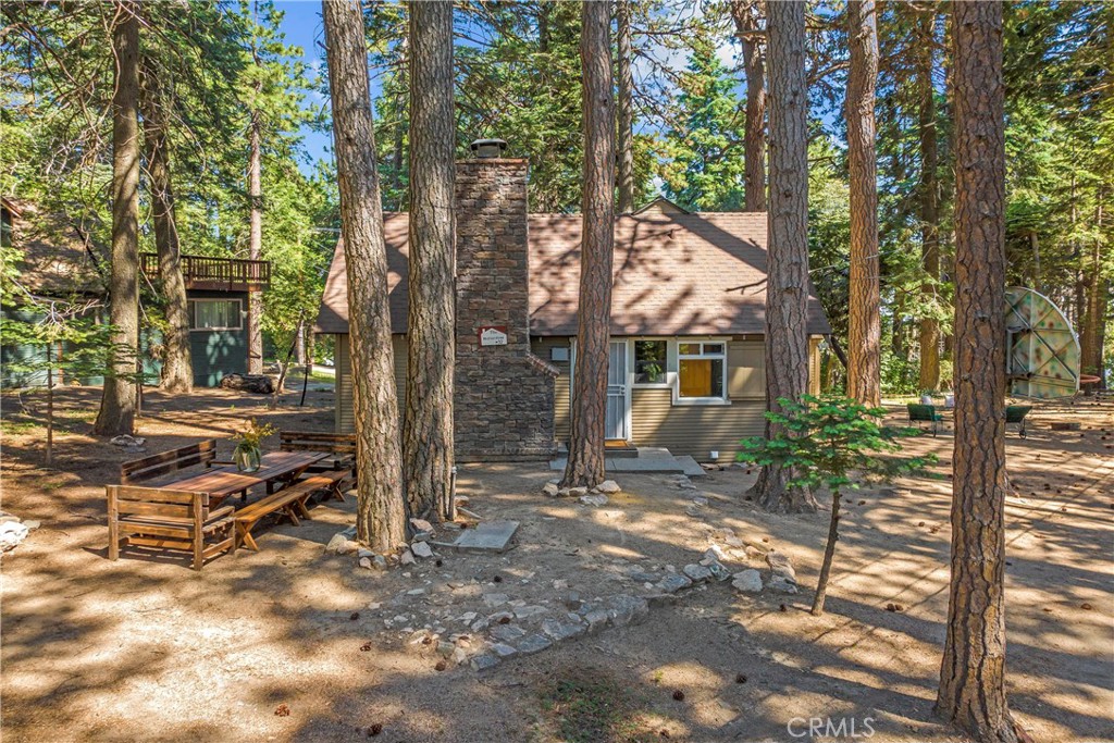27917 Squirrel Lane