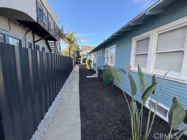 Detail Gallery Image 4 of 54 For 485 Gaviota, Long Beach,  CA 90802 - – Beds | – Baths