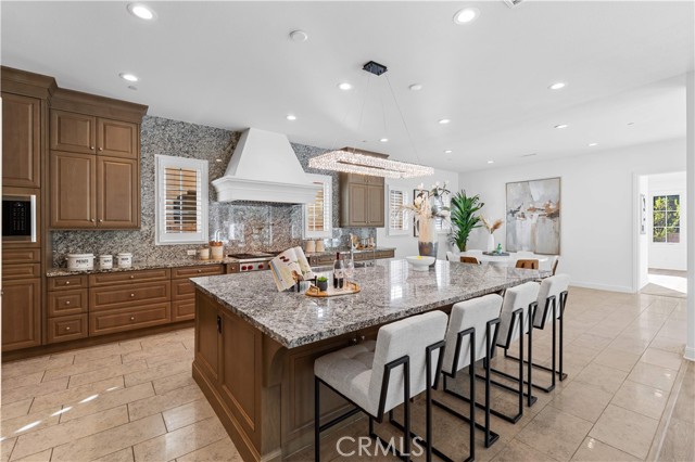 Detail Gallery Image 27 of 68 For 111 Great Oak, Irvine,  CA 92602 - 5 Beds | 5/1 Baths