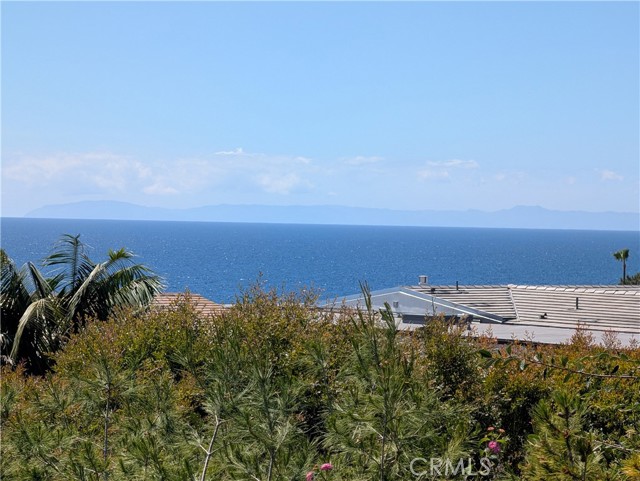 Detail Gallery Image 8 of 9 For 4521 Fairfield, Corona Del Mar,  CA 92625 - 4 Beds | 3 Baths