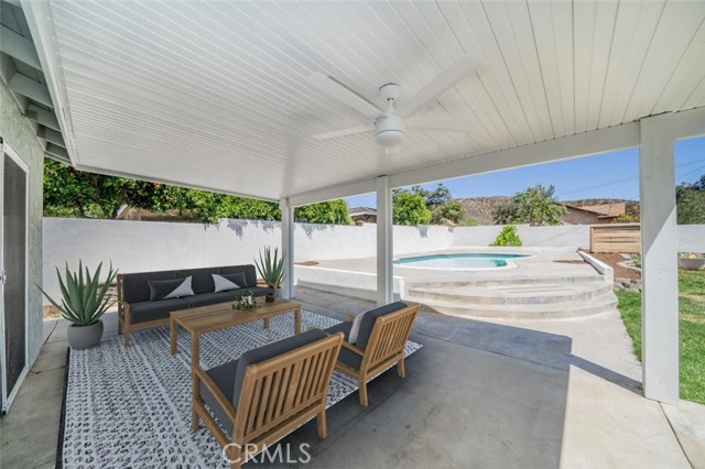 Detail Gallery Image 3 of 21 For 28732 Paseo Diablo, Menifee,  CA 92587 - 3 Beds | 2 Baths