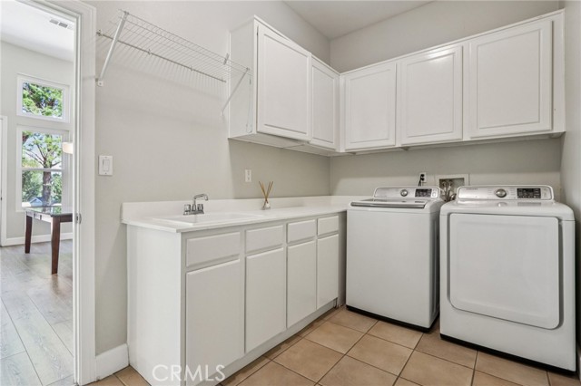 Detail Gallery Image 16 of 68 For 24966 Tyler Pl, Murrieta,  CA 92562 - 6 Beds | 3/1 Baths