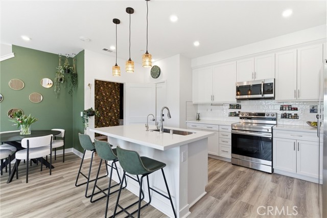 Detail Gallery Image 13 of 49 For 116 Sunstone Place, Rancho Mission Viejo,  CA 92694 - 3 Beds | 2/1 Baths