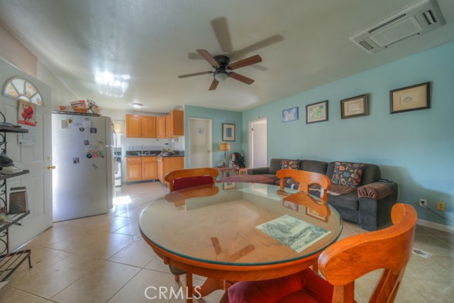 Detail Gallery Image 15 of 26 For 11557 Davis, Moreno Valley,  CA 92557 - 2 Beds | 1 Baths