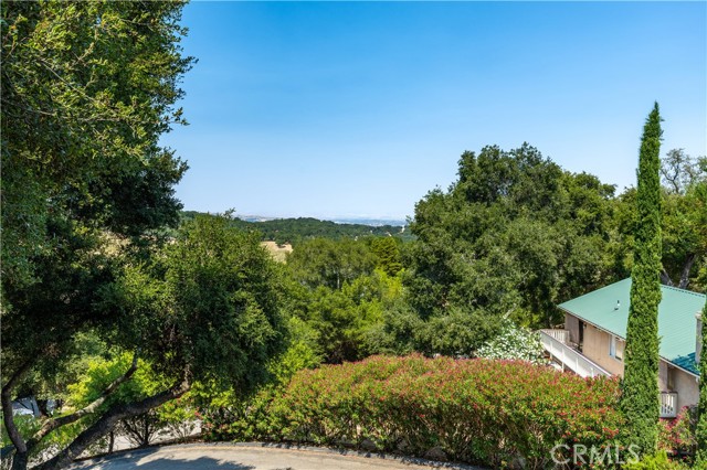 9555 Santa Cruz Road, Atascadero CA: https://media.crmls.org/medias/16a21353-689e-40b5-af67-cf9d32359e63.jpg