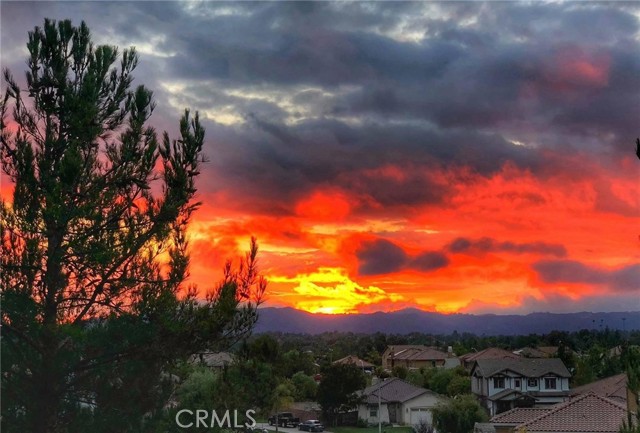 Detail Gallery Image 1 of 24 For 42621 Hussar Ct, Temecula,  CA 92592 - 5 Beds | 3 Baths