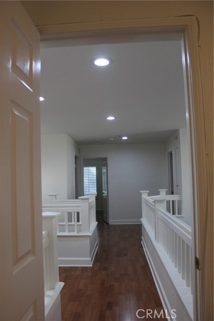 563 E City Court, Anaheim CA: https://media.crmls.org/medias/16a3ed03-9ca0-4c8a-9a6d-241ec16e2c05.jpg