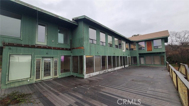 9176 Upper Lake Lucerne Road, Upper Lake CA: https://media.crmls.org/medias/16a4e379-3768-46fc-a4c6-40ede6be2dc9.jpg