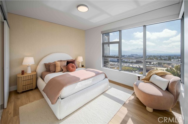 Detail Gallery Image 4 of 9 For 9 Macarthur Place #803,  Santa Ana,  CA 92707 - 2 Beds | 2 Baths