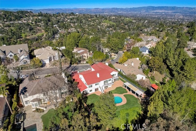 4020 Clarinda Drive, Tarzana CA: https://media.crmls.org/medias/16a6ee55-76a8-4409-8f1f-45e7ef662e83.jpg