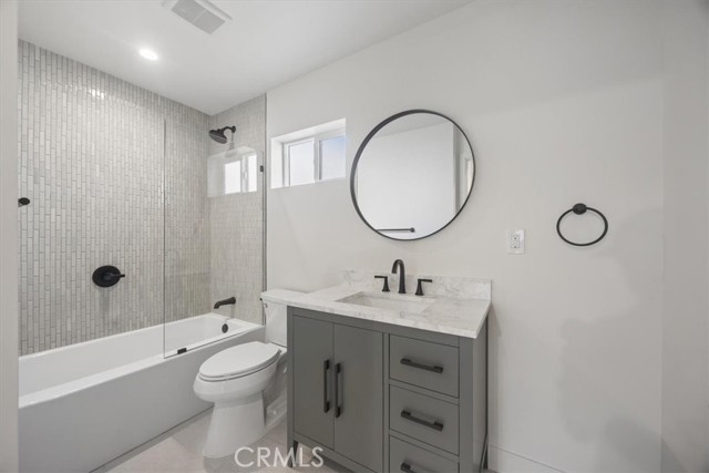 Detail Gallery Image 13 of 51 For 1154 W 67th, Los Angeles,  CA 90044 - – Beds | – Baths