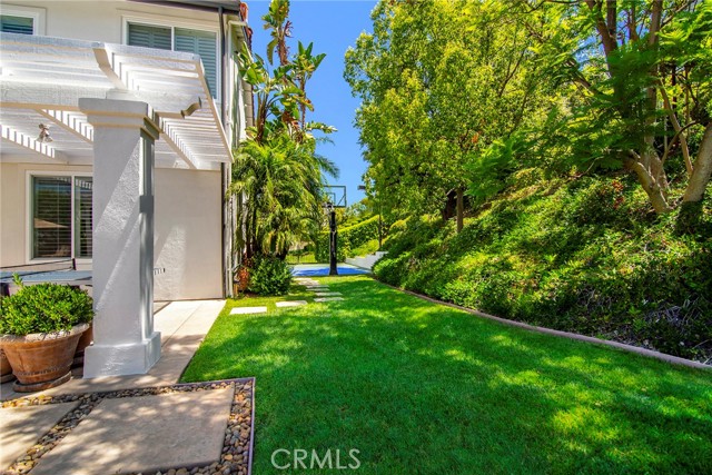 Detail Gallery Image 45 of 50 For 3941 Rock Hampton Dr, Tarzana,  CA 91356 - 5 Beds | 3 Baths