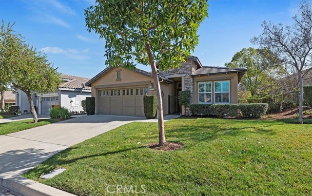 Detail Gallery Image 2 of 39 For 9133 Espinosa, Corona,  CA 92883 - 2 Beds | 2 Baths