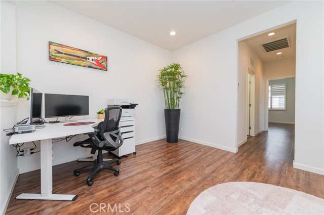 Detail Gallery Image 17 of 37 For 59 Fairymoss, Irvine,  CA 92620 - 3 Beds | 3/1 Baths